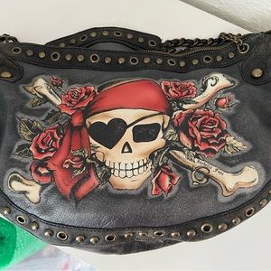 Isabella Fiore 2000s Pirate Skull Hobo full Leather Handbag Very Good Condition